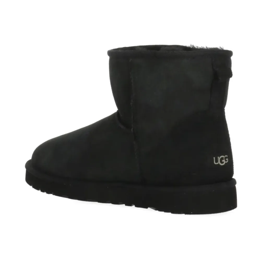 Vinterstøvler<UGG Classic Mini Boot Sort