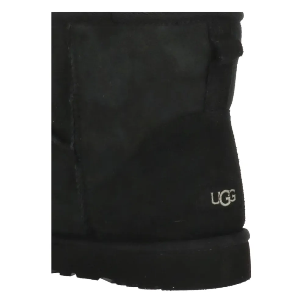 Vinterstøvler<UGG Classic Mini Boot Sort
