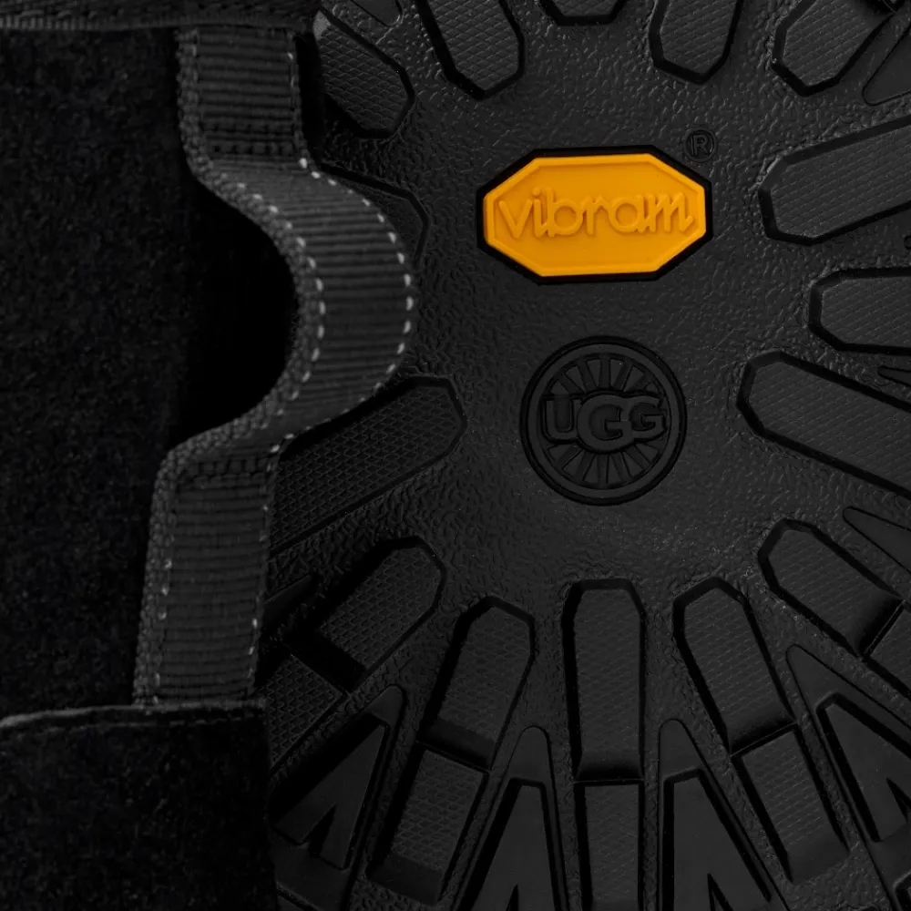 Vinterstøvler^UGG Classic Mini GTX Sort