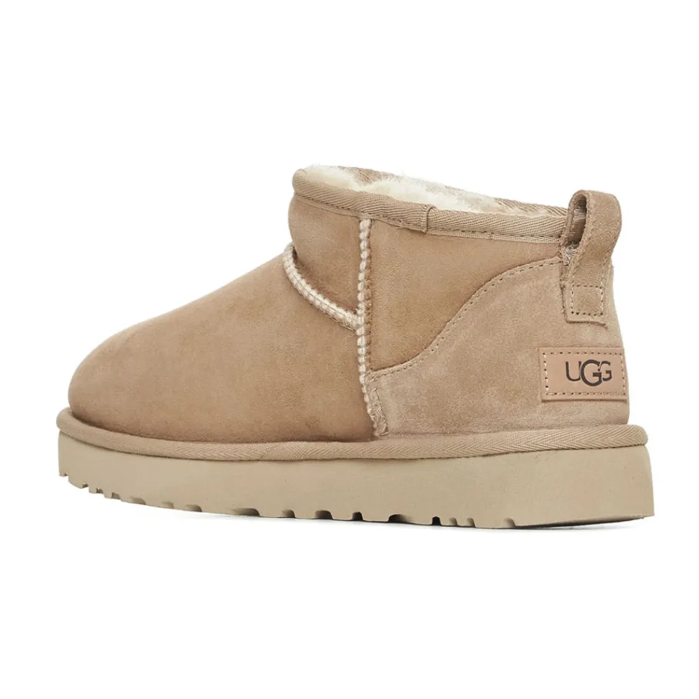 Støvler<UGG Classic Ultra Mini Beige