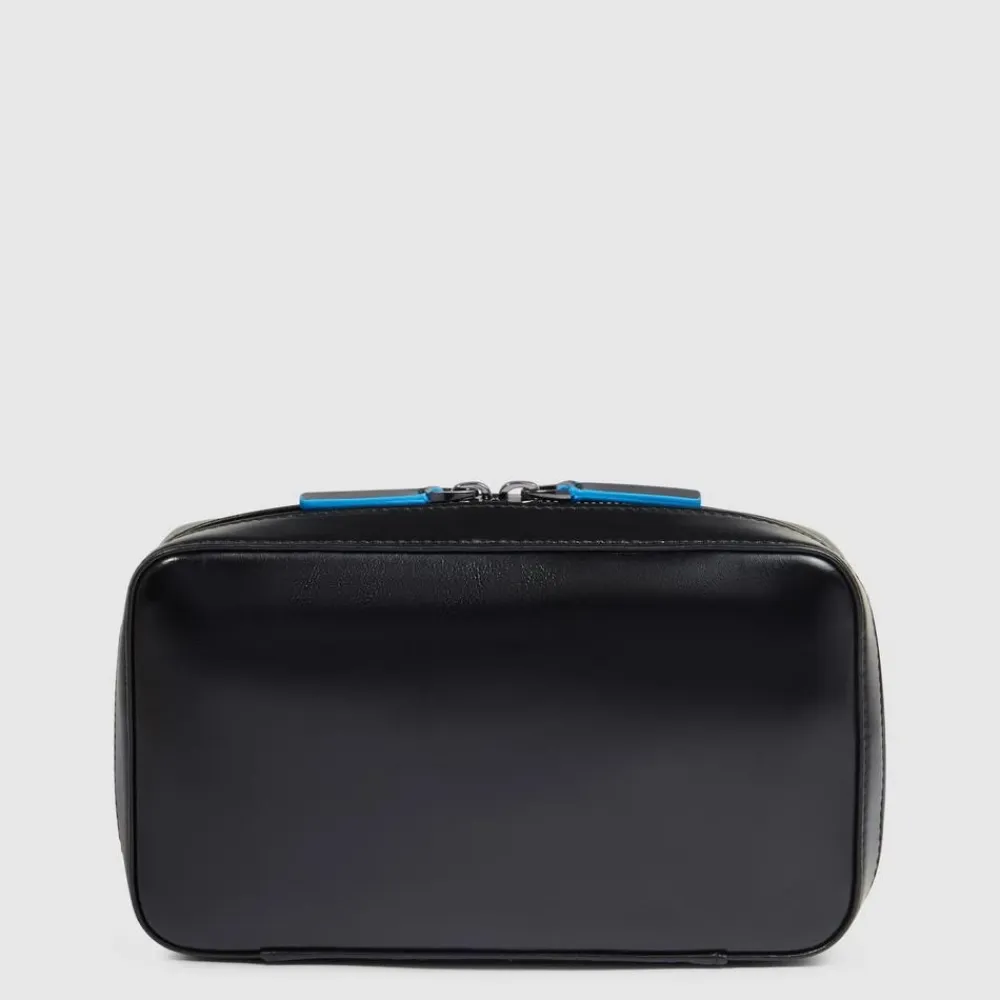 Toilettasker^Piquadro Electronic cord pouch in leather with mouse pocket Sort