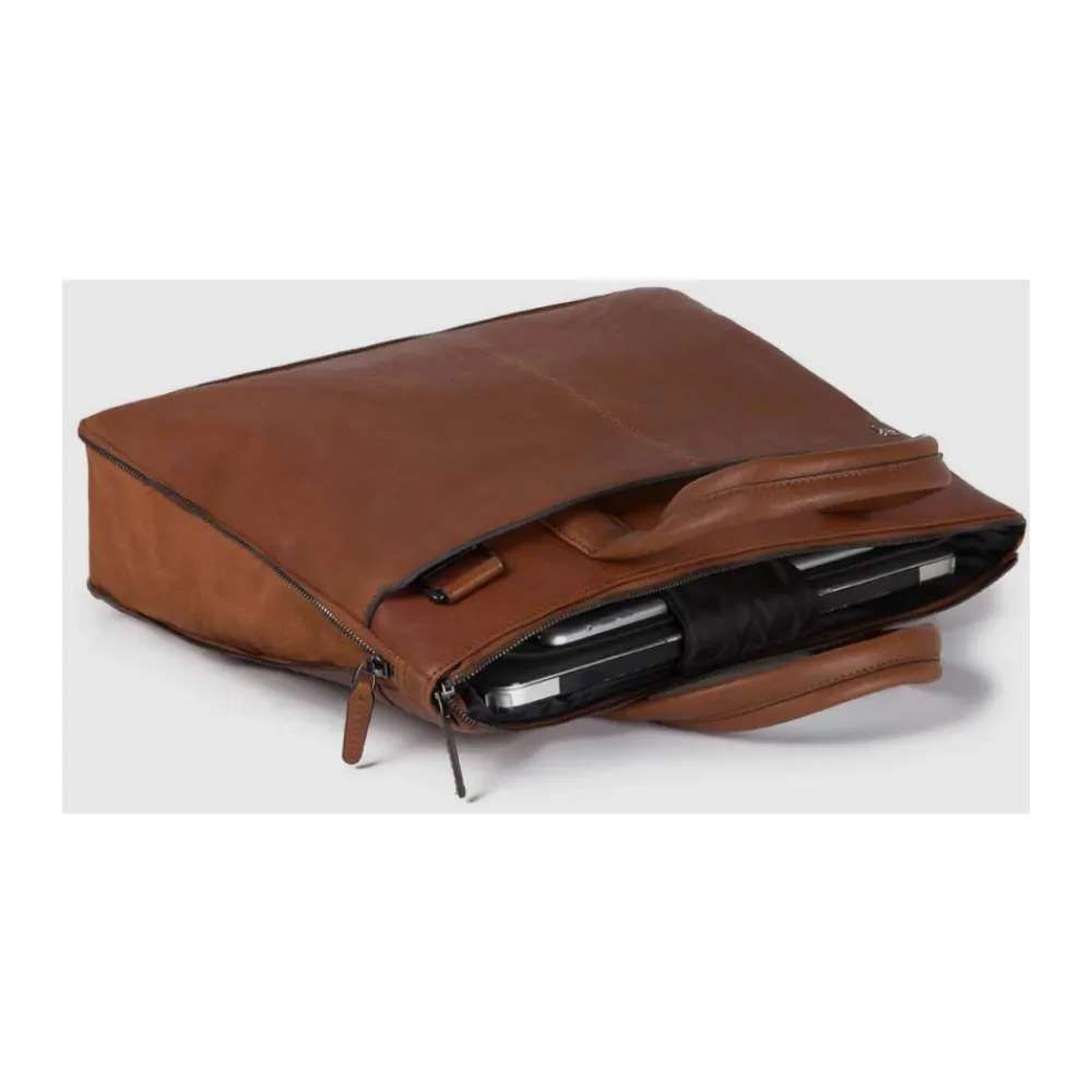 Laptop Tasker^Piquadro Expandable, slim laptop bag 15,6 Brun