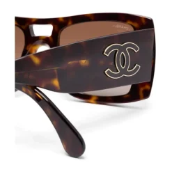 Solbriller<Chanel Firkantede solbriller Brun