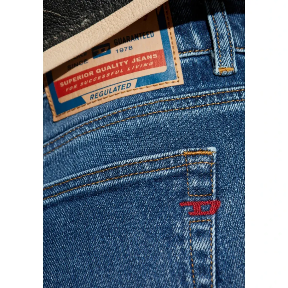 Jeans<Diesel Jeans 1978 D-AKEMI Blå