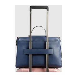 Laptop Tasker^Piquadro Leather laptop women's satchel bag with RFID and shock-absorbing protection Blå
