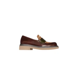 Loafers<Chie Mihara Loafers med dyreprint i lak-look Brun