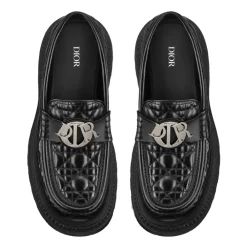 Loafers<Dior Luksuriøse læderloafers med charme spænde Sort