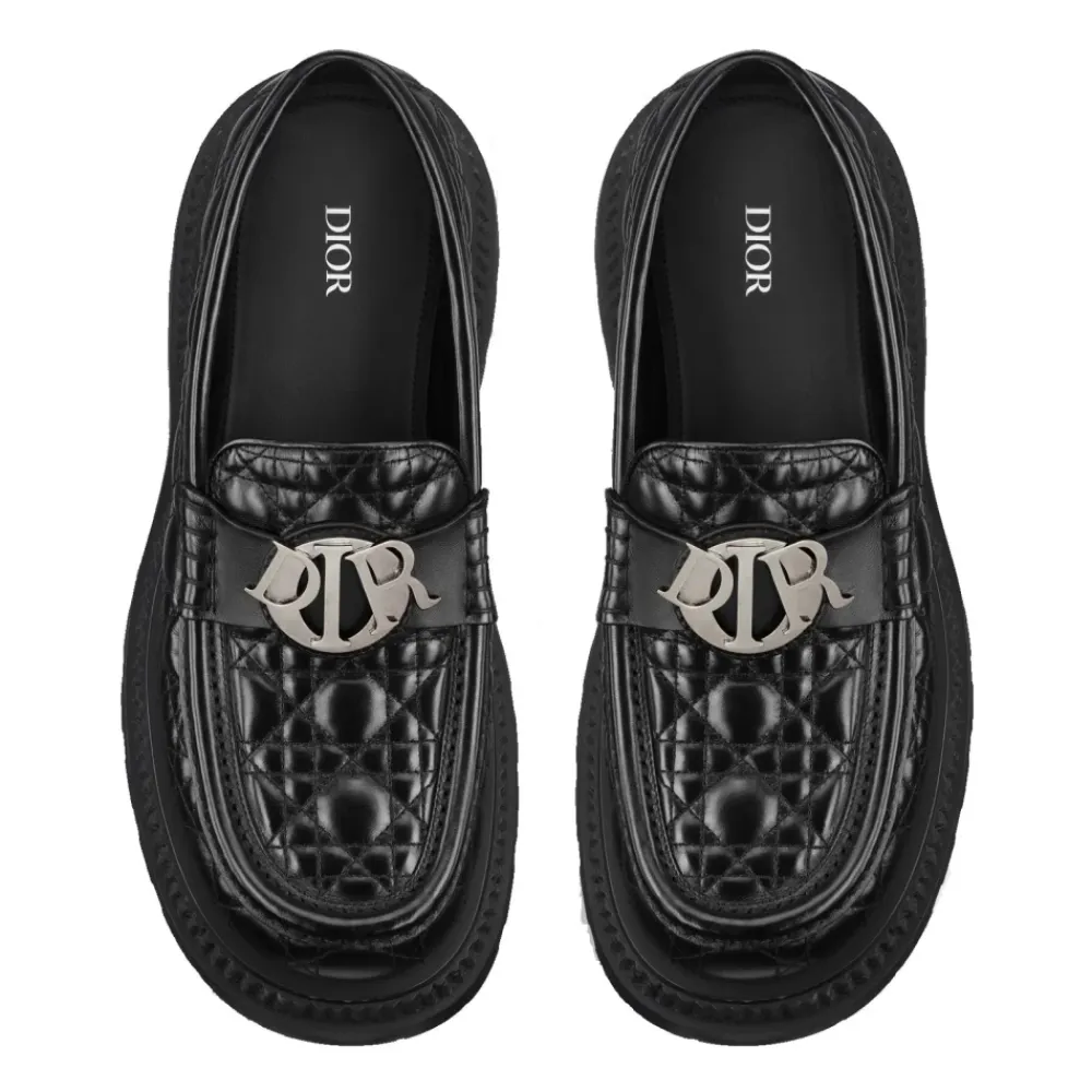 Loafers<Dior Luksuriøse læderloafers med charme spænde Sort