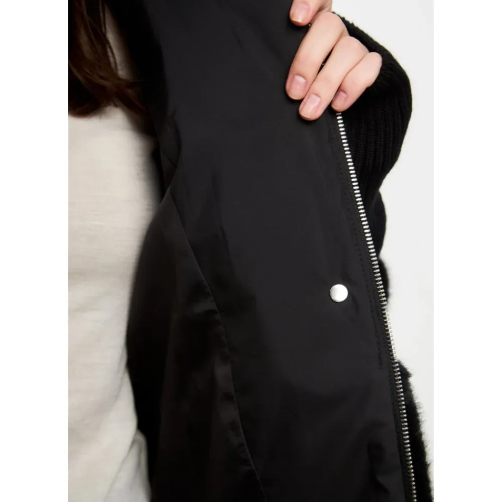 Jakker^Cesare Gaspari Oversized Faux Fur Jakke Sort