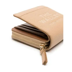 Punge & Kortholder^Marc Jacobs Pung i kornet læder med præget logo Beige