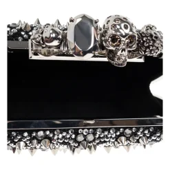 Clutch^Alexander McQueen Skull Knuckle Clutch Sort