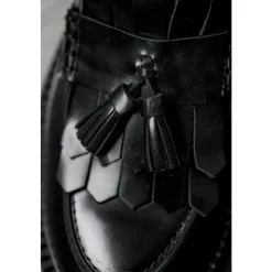 Loafers^Angulus Chunky Penny Loafer med Frynser og Kvastdetalje Sort