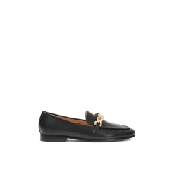 Loafers^Kazar e flade sko dekoreret med en kæde Sort