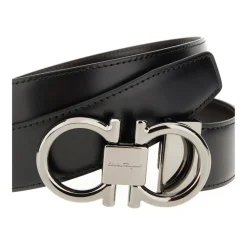 Bælter^Ferragamo Stilfuldt læderbælte Sort