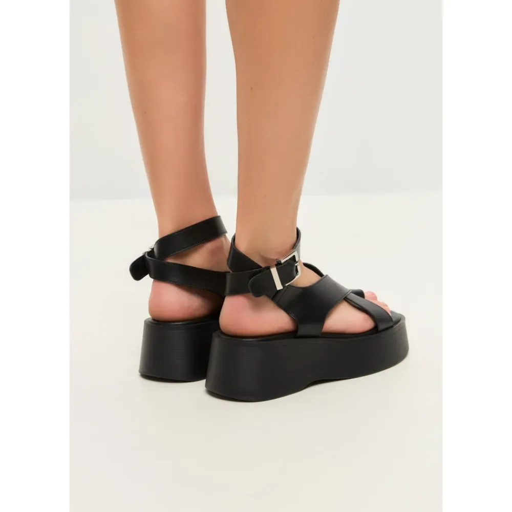 Sandaler^Cesare Gaspari Suede Cross-Strap Sandals - Black Sort