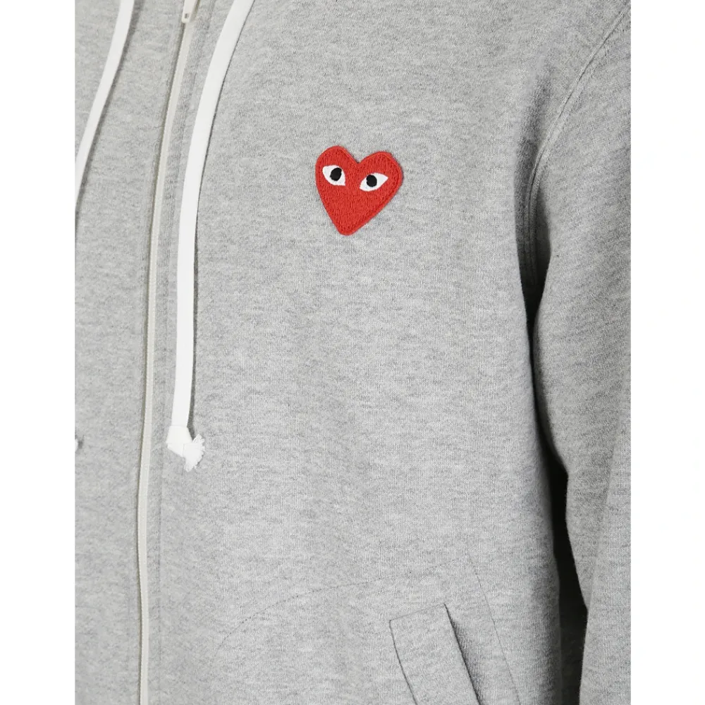 Trøjer^Comme des Garçons Play Sweatshirt med rødt emblem Grå