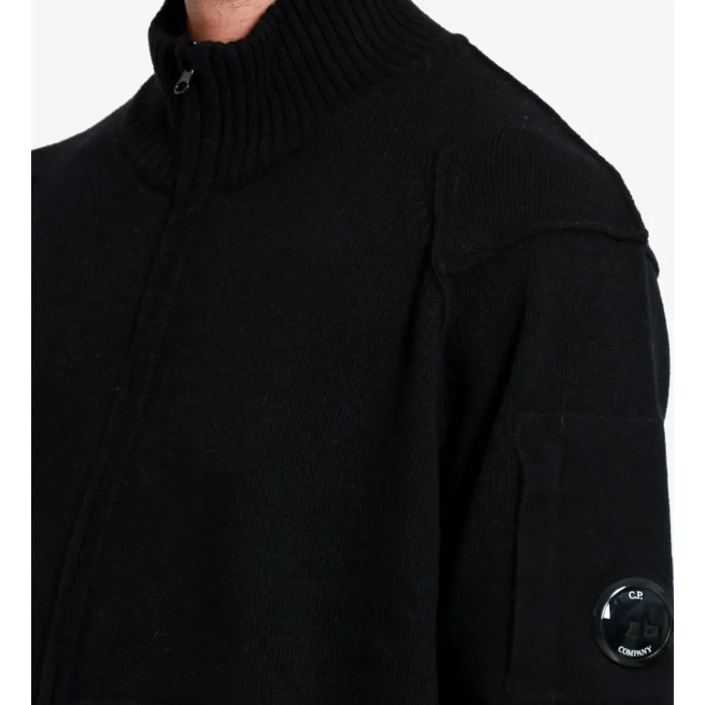 Strik^C.P. Company Uldblanding Sweater med Fuld Lynlås Sort